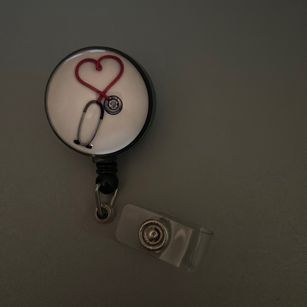 Retractable ID Badge Reel